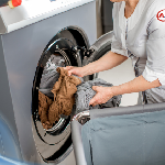 Pabrik sabun shampo detergen sabun cuci piring 7 Cara Memulai Usaha Laundry Rumahan Modal Kecil, Cocok untuk Pemula